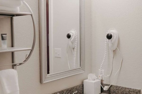 Eastland Suites Hotel & Conference Center Bloomington